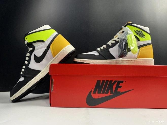 MaikeSneakers HIGH RETRO 'VOLT OG AIR GOLD' JORDAN 555088-118 1 0627